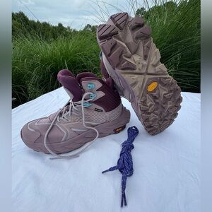 Hoka Anacapa Hiking Boots 💜